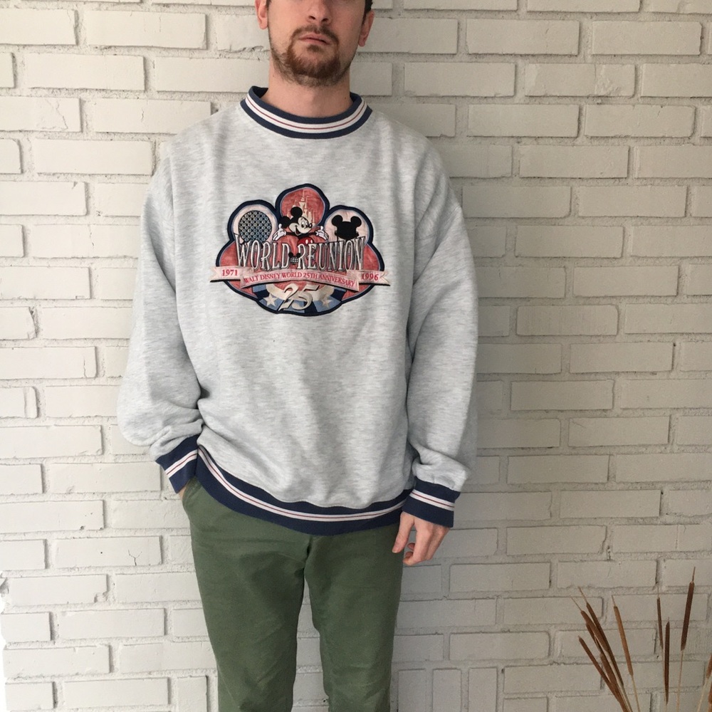 Vintage Mickey Mouse sweater